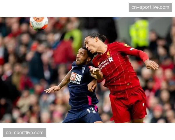 天气可能影响比赛节奏，利物浦赛前适应在湿滑场地进行高强度跑动训练